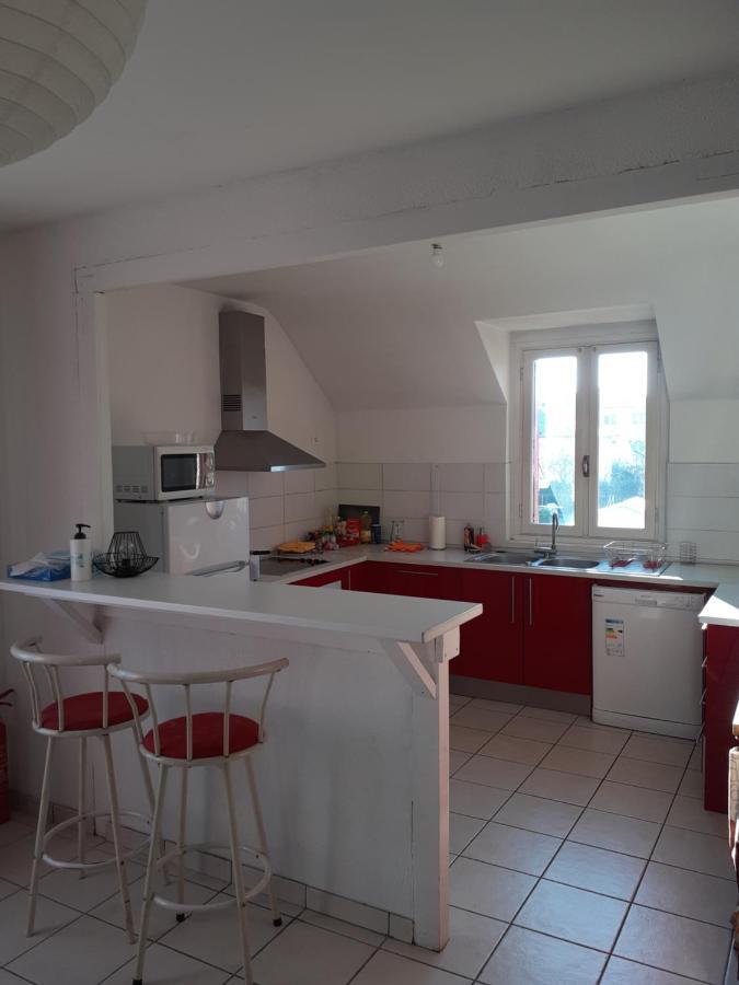 Appartement Spacieux Et Lumineux Oloron-Sainte-Marie Exterior photo